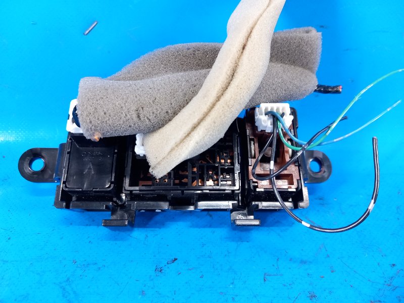 Блок управления зеркалами SENTRA B17 12-21 2015 B17 1.8 MRA8DE