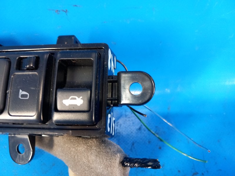 Кнопка открывания багажника внутренняя NISSAN SENTRA B17 12-21 2015 B17 1.8 MRA8DE 25380JF00A Б/У