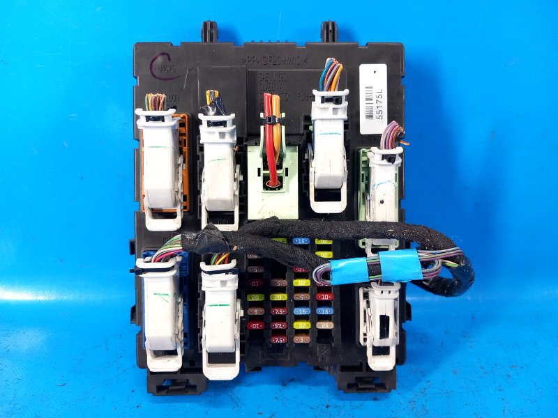 Блок предохранителей салон FORD FOCUS 10-18 2015 2.0 C20HDEX F1FZ-14A068-E Б/У