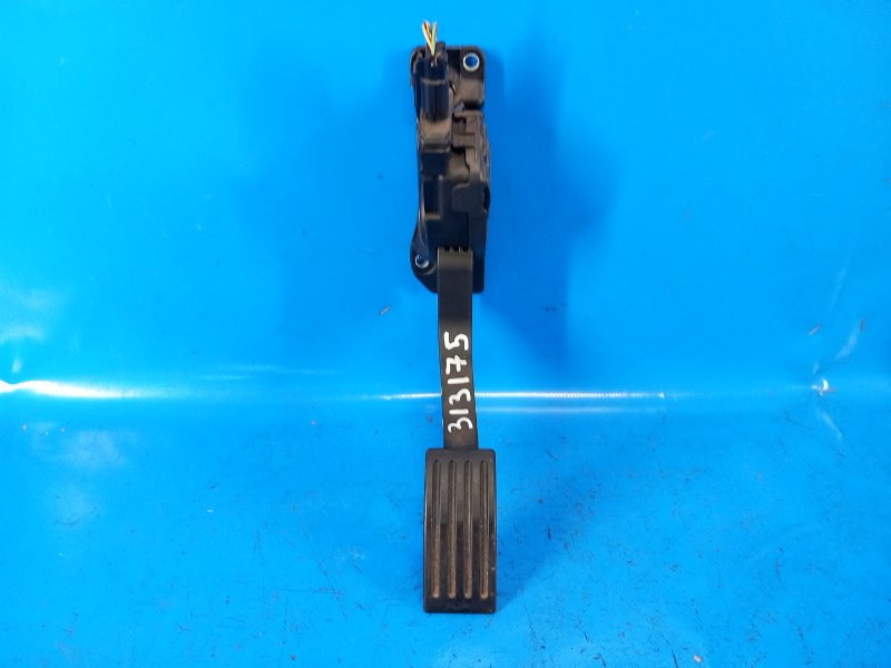 Педаль газа FORD FOCUS 10-18 2015 2.0 C20HDEX EV6Z-9F836-A Б/У