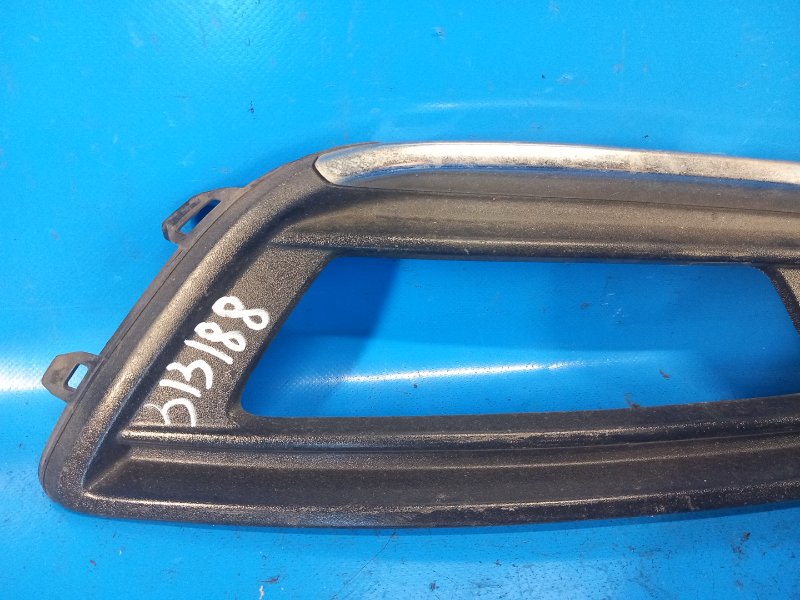 Накладка бампера передняя левая FOCUS 10-18 2015 2.0 C20HDEX