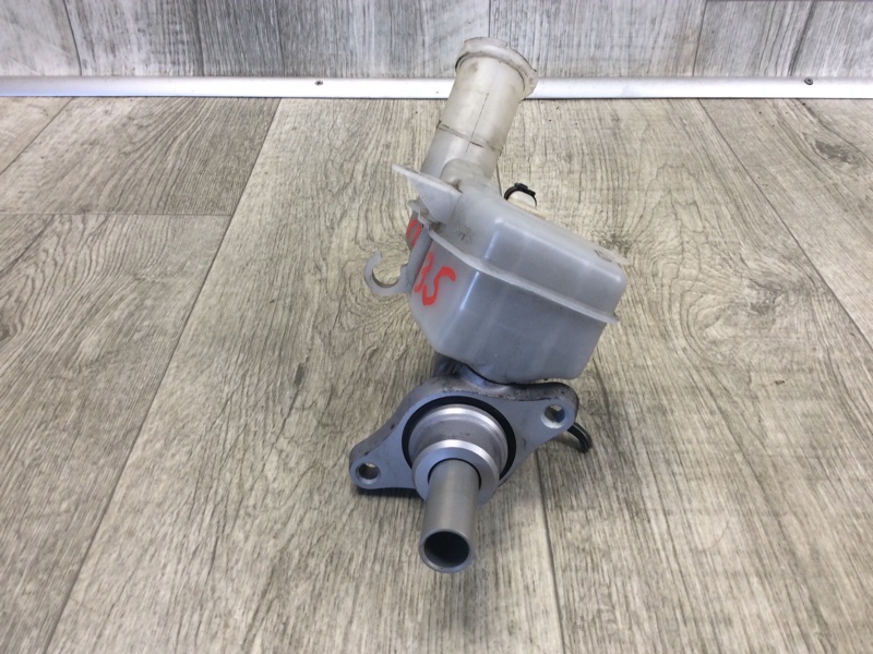 Главный тормозной цилиндр OUTLANDER XL 05-13 2007 2.4 4B12