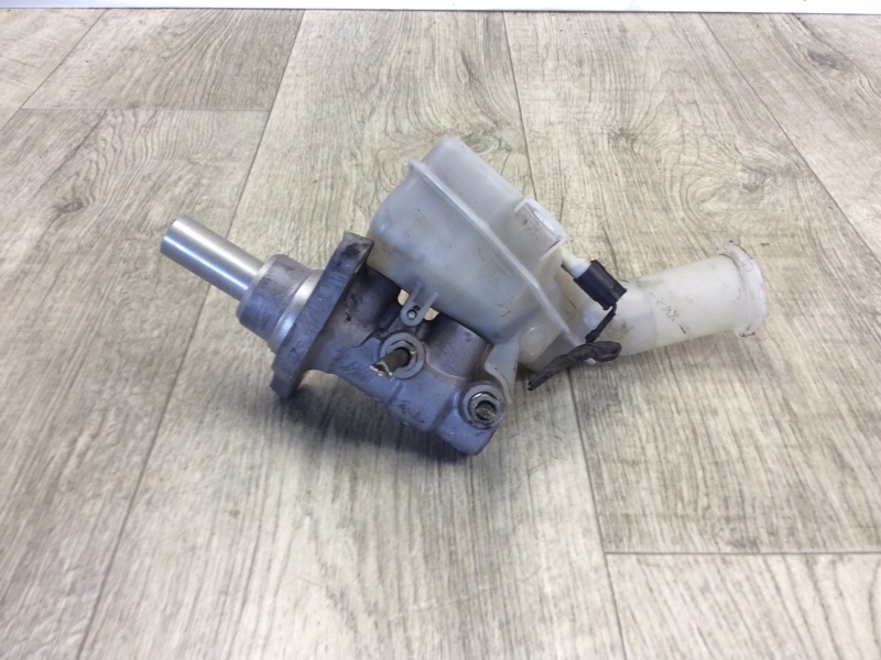 Главный тормозной цилиндр MITSUBISHI OUTLANDER XL 05-13 2.4 4B12