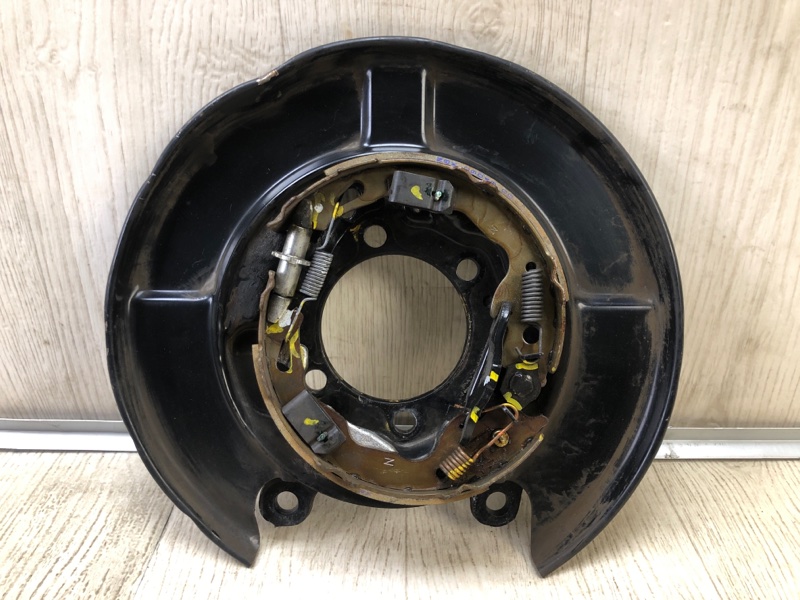 Тормозной механизм задний левый NISSAN QASHQAI/ROGUE SPORT 14- 2020 J11 2.0L MR20DD 440105TA5A Б/У