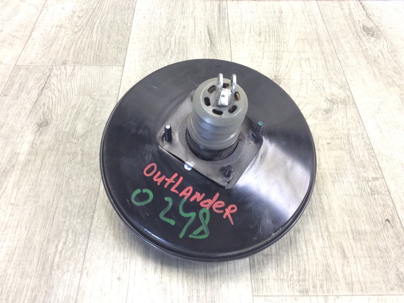 Запчасть вакуумный усилитель тормозов MITSUBISHI OUTLANDER XL 05-13 2007 Внедорожник 3.0 6B31 4630A093 Б/У Вакуумный усилитель тормозов MITSUBISHI OUTLANDER XL 05-13 2007 Внедорожник 3.0 6B31 4630A093 Б/У