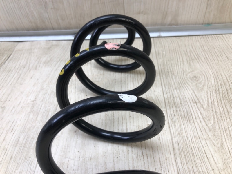 Пружина задней подвески NISSAN QASHQAI/ROGUE SPORT 14- J11 2.0L MR20DD