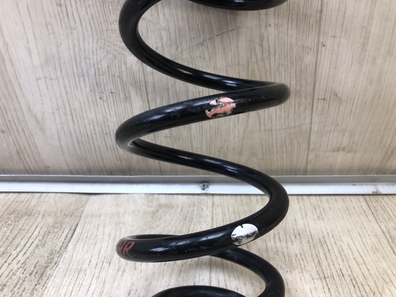 Пружина задней подвески NISSAN QASHQAI/ROGUE SPORT 14- J11 2.0L MR20DD