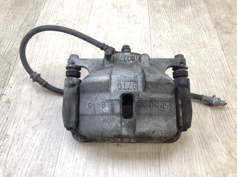 Суппорт тормозной передний правый NISSAN QASHQAI/ROGUE SPORT 14- 2020 J11 2.0L MR20DD 410014BA0C Б/У