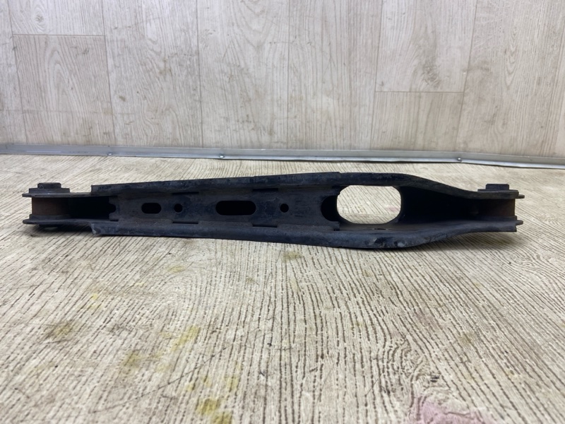 Рычаг задней подвески поперечный MITSUBISHI OUTLANDER XL 05-13 2.4 4B12