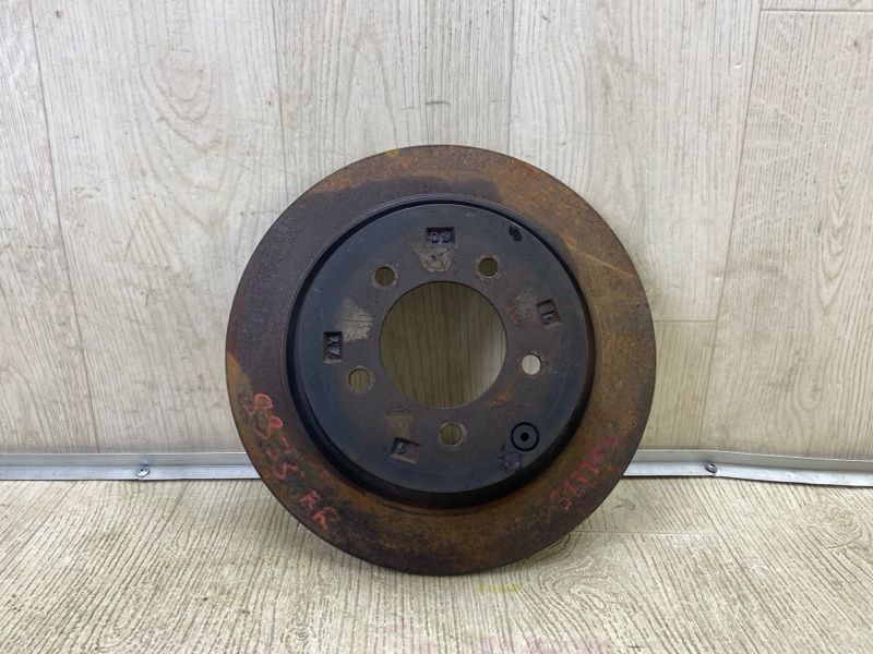 Запчасть тормозной диск задний MITSUBISHI OUTLANDER XL 05-13 2007 2.4 4B12 4615A010 Б/У Тормозной диск задний MITSUBISHI OUTLANDER XL 05-13 2007 2.4 4B12 4615A010 Б/У