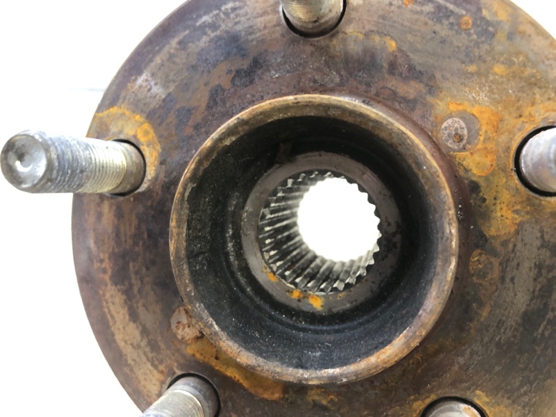 Ступица передняя LEGACY 09-15 BM 2012 SEDAN 3.6 EZ36