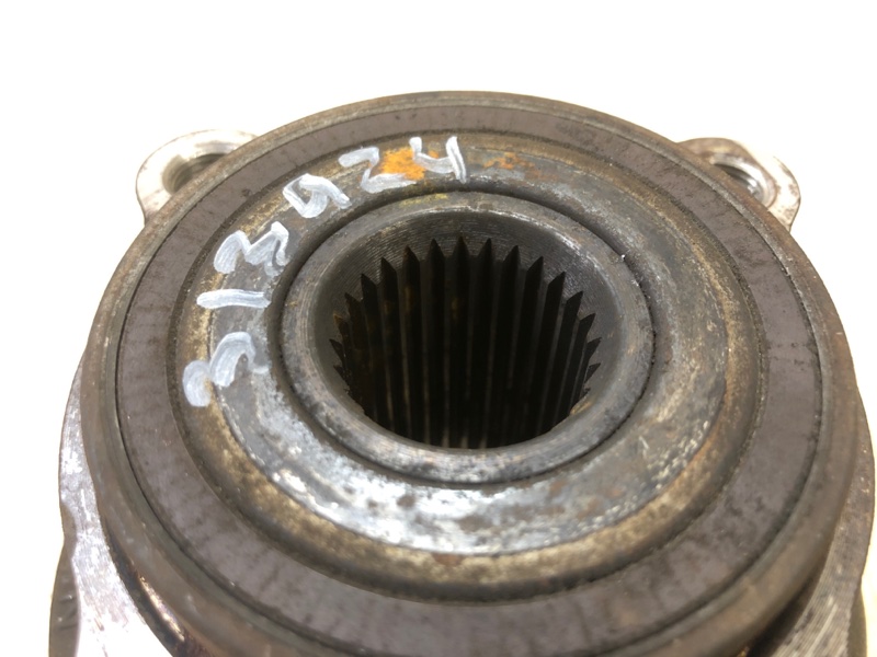 Ступица передняя LEGACY 09-15 BM 2012 SEDAN 3.6 EZ36