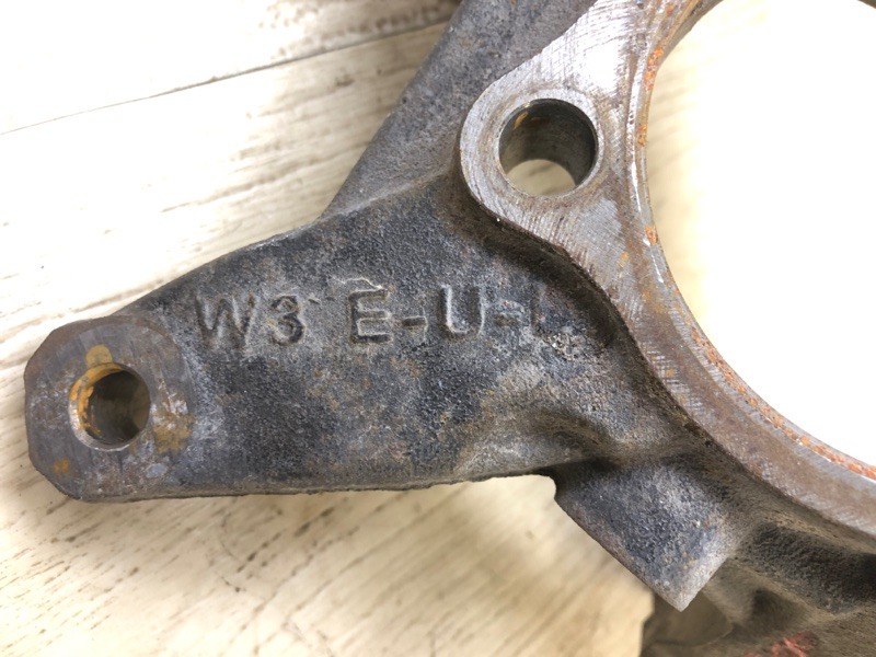 Цапфа задняя левая LEGACY 09-15 BM 2012 SEDAN 3.6 EZ36