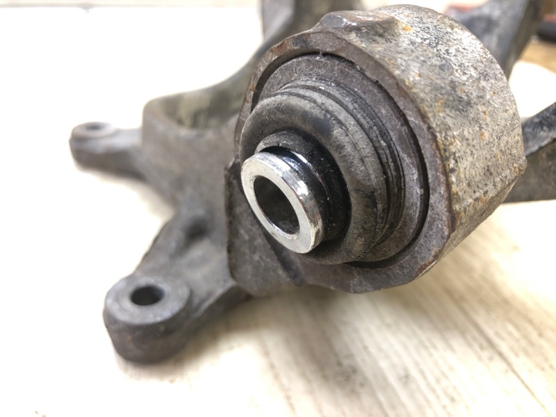 Цапфа задняя левая LEGACY 09-15 BM 2012 SEDAN 3.6 EZ36