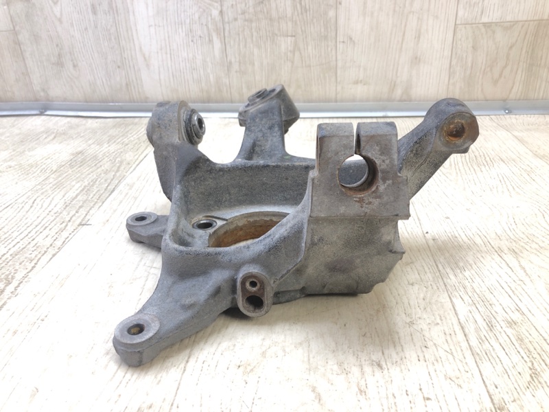 Цапфа задняя правая LEGACY 09-15 BM 2012 SEDAN 3.6 EZ36