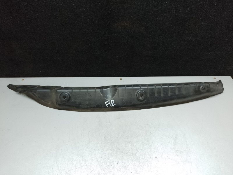 Пыльник крыла передний правый GL-CLASS X164 06-12 2011 M273923 4.7L