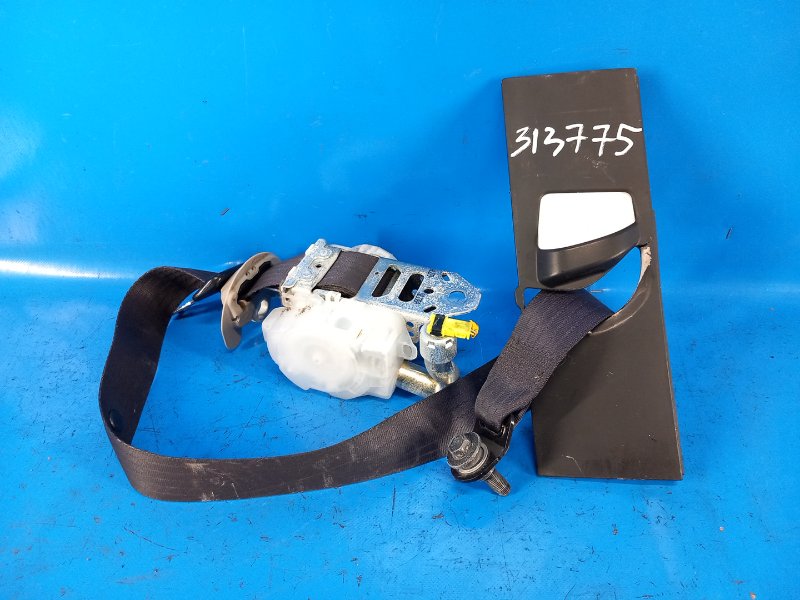 Ремень безопасности передний левый TOYOTA TUNDRA 07-13 2008 4.0 1GRFE 732200C081C1 Б/У