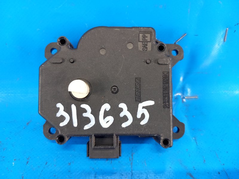 Моторчик заслонки печки TOYOTA TUNDRA 07-13 2008 4.0 1GRFE 638000172 Б/У