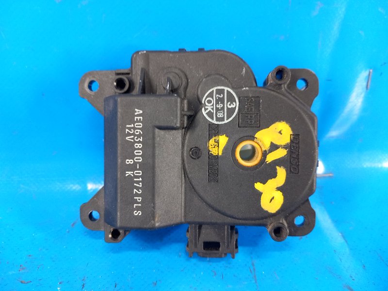 Моторчик заслонки печки TUNDRA 07-13 2008 4.0 1GRFE