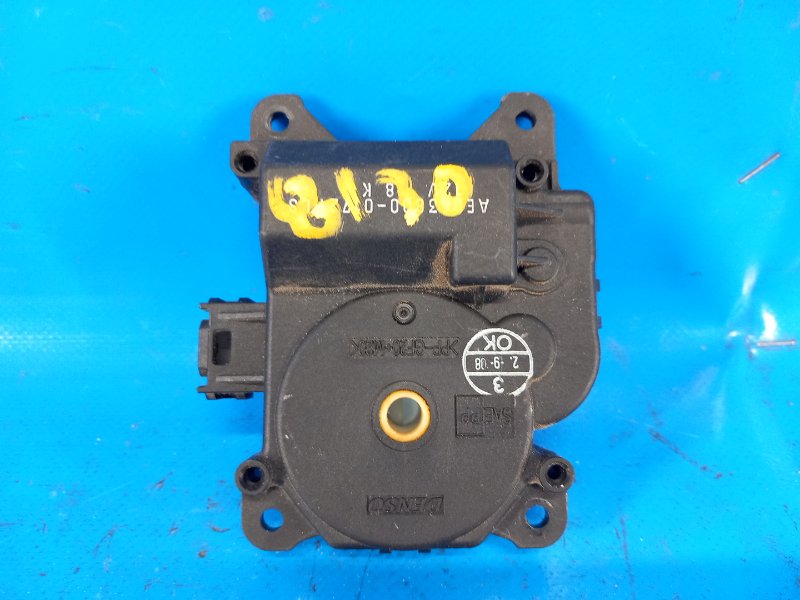 Моторчик заслонки печки TUNDRA 07-13 2008 4.0 1GRFE