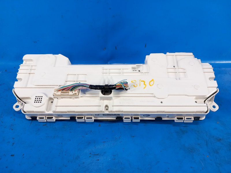 Панель приборов TUNDRA 07-13 2008 4.0 1GRFE