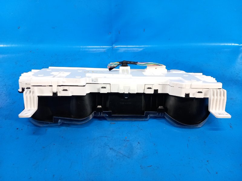 Панель приборов TUNDRA 07-13 2008 4.0 1GRFE