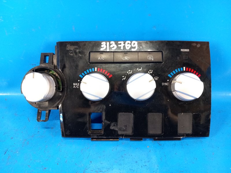 Блок управления печкой TOYOTA TUNDRA 07-13 2008 4.0 1GRFE 840100CA00 Б/У