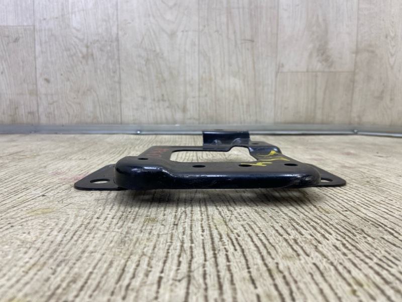 Кронштейн FUSION 14- 2017 SEDAN C20HDTX