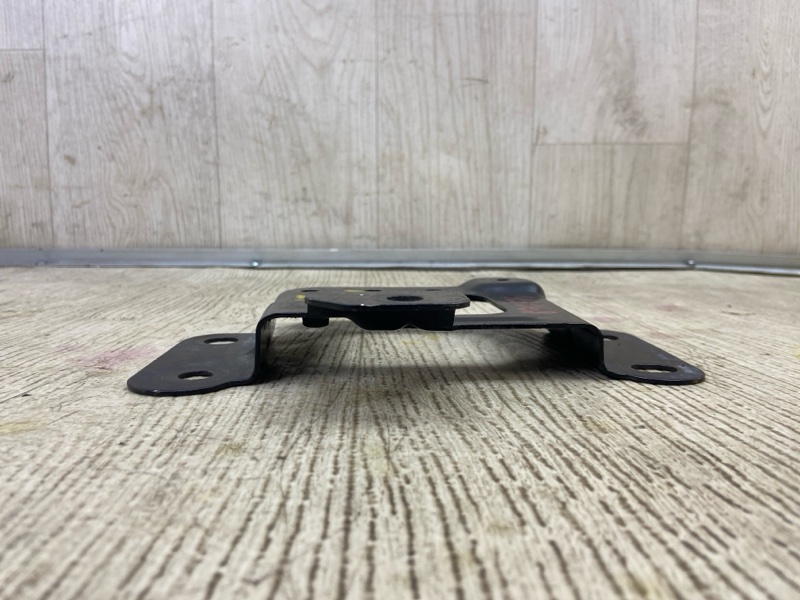 Кронштейн FUSION 14- 2017 SEDAN C20HDTX