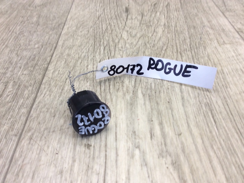 Запчасть датчик света NISSAN X-TRAIL/ROGUE T32 13-20 28576-1VA0A Б/У Датчик света NISSAN X-TRAIL/ROGUE T32 13-20 28576-1VA0A Б/У