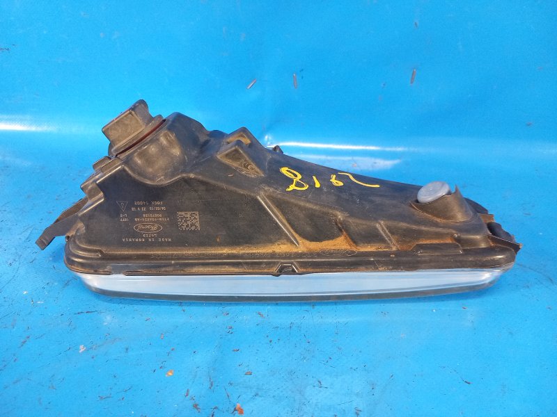 Противотуманная фара правая FOCUS 10-18 2015 2.0 C20HDEX