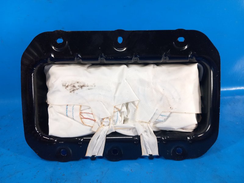 Подушка безопасности пассажира FORD FOCUS 10-18 2015 2.0 C20HDEX F1EZ-58044A74-A Б/У