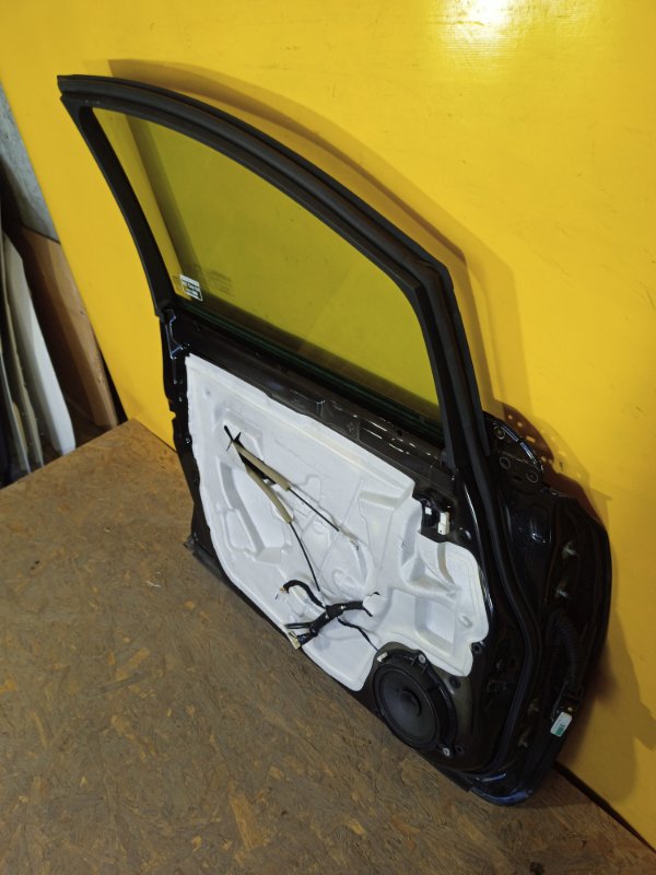 Дверь передняя левая LEAF 18-