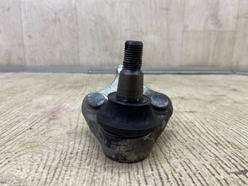 Шаровая опора CAMRY 70 17- 2018 GSV70 2.5 A25AFKS