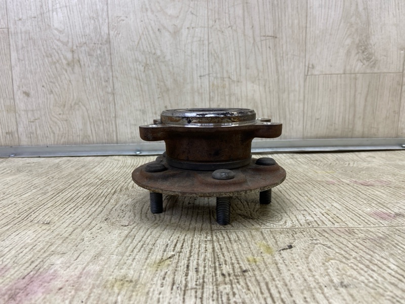 Ступица передняя правая TOYOTA CAMRY 70 17- GSV70 2.5 A25AFKS Ступица передняя правая TOYOTA CAMRY 70 17- GSV70 2.5 A25AFKS