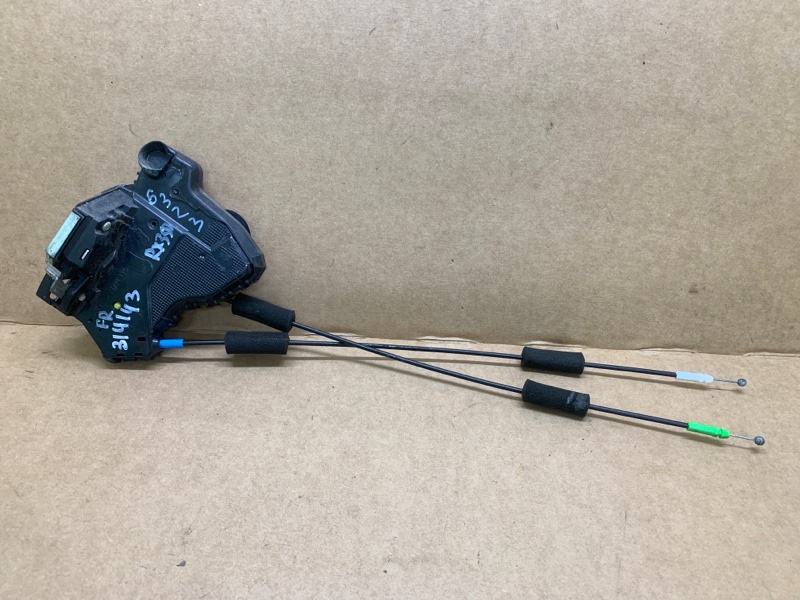 Замок двери передний правый LEXUS RX350/450 09-15 2011 3.5 2GR-FE 69030-06200 Б/У