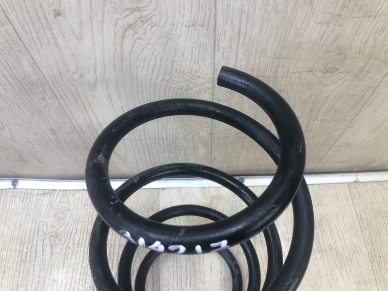 Пружина передней подвески правая CAMRY 70 17- 2018 GSV70 2.5 A25AFKS