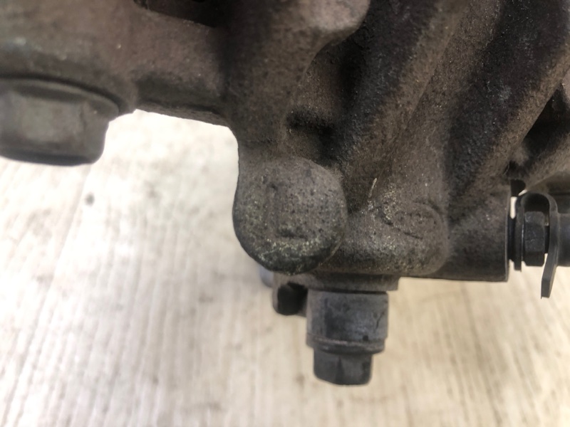 Суппорт тормозной задний левый FORTE/CERATO TD 08-13 2009 TD 2.0 G4KD Суппорт тормозной задний левый FORTE/CERATO TD 08-13 2009 TD 2.0 G4KD