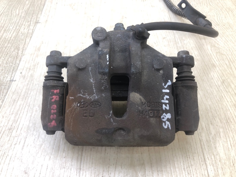 Запчасть суппорт тормозной передний правый KIA FORTE/CERATO TD 08-13 2009 TD 2.0 G4KD 581301M000 Б/У Суппорт тормозной передний правый KIA FORTE/CERATO TD 08-13 2009 TD 2.0 G4KD 581301M000 Б/У