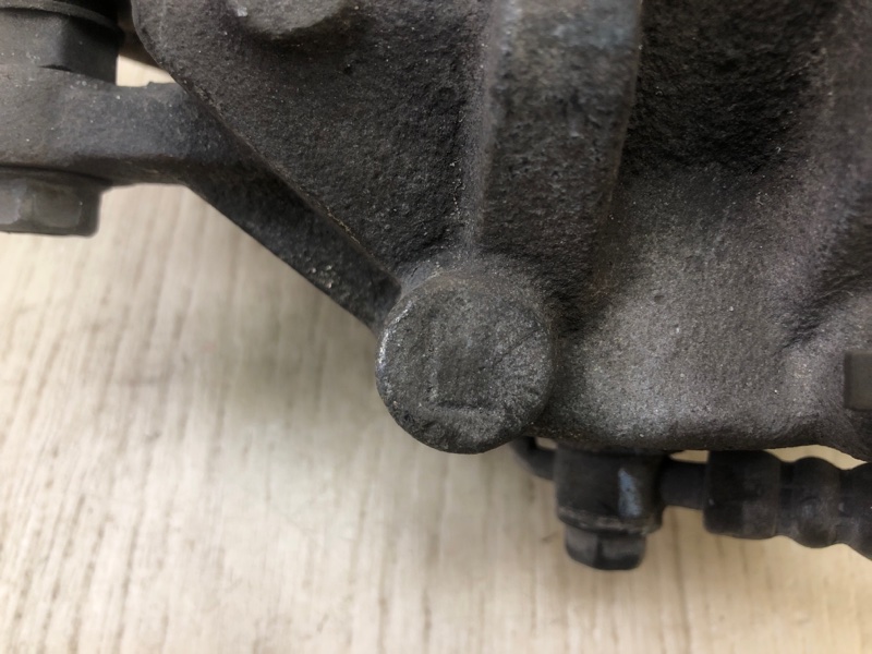 Суппорт тормозной передний левый FORTE/CERATO TD 08-13 2009 TD 2.0 G4KD Суппорт тормозной передний левый FORTE/CERATO TD 08-13 2009 TD 2.0 G4KD