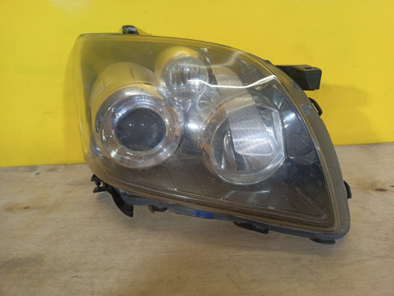 Запчасть фара правая TOYOTA AVENSIS 03-08 81130-05194 Б/У Фара правая TOYOTA AVENSIS 03-08 81130-05194 Б/У