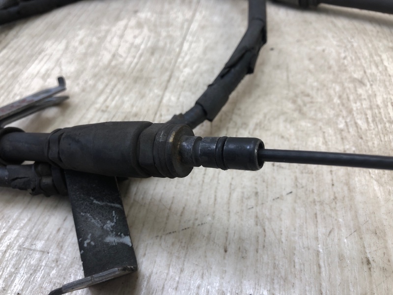 Трос стояночного тормоза правый FORTE/CERATO TD 08-13 2009 TD 2.0 G4KD