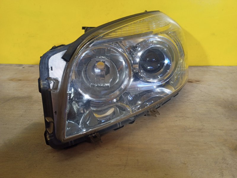 Фара левая TOYOTA RAV4 05-12 8117042360 Б/У