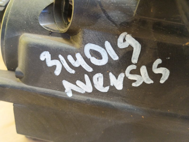 Фара левая AVENSIS 03-08 Фара левая AVENSIS 03-08