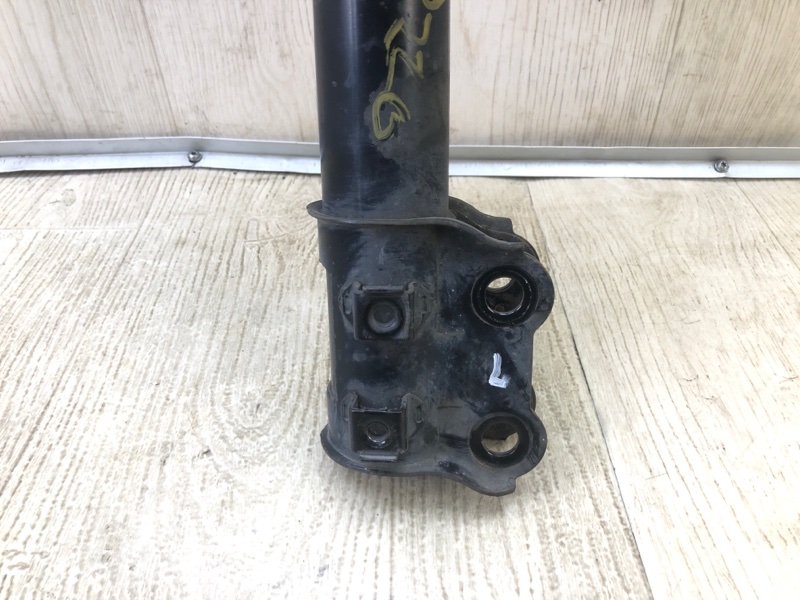 Амортизатор передний левый FORTE/CERATO TD 08-13 2009 TD 2.0 G4KD