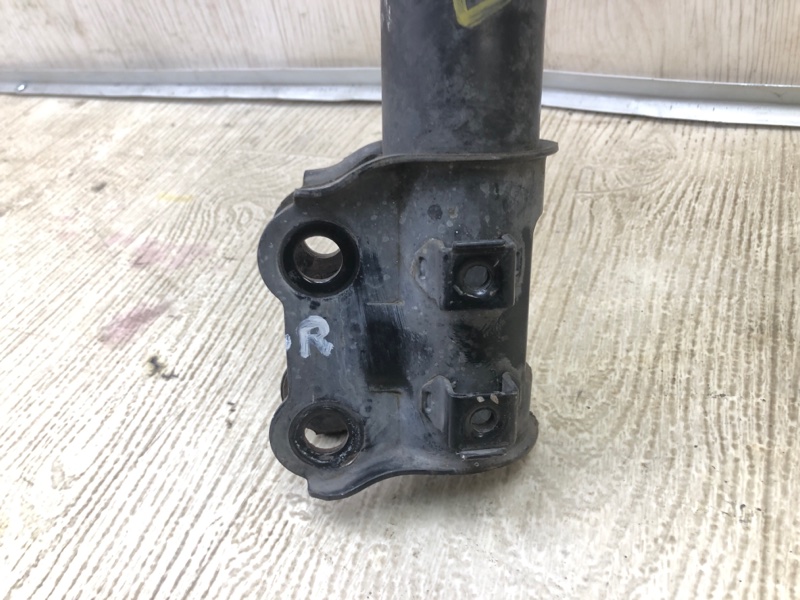 Амортизатор передний правый FORTE/CERATO TD 08-13 2009 TD 2.0 G4KD