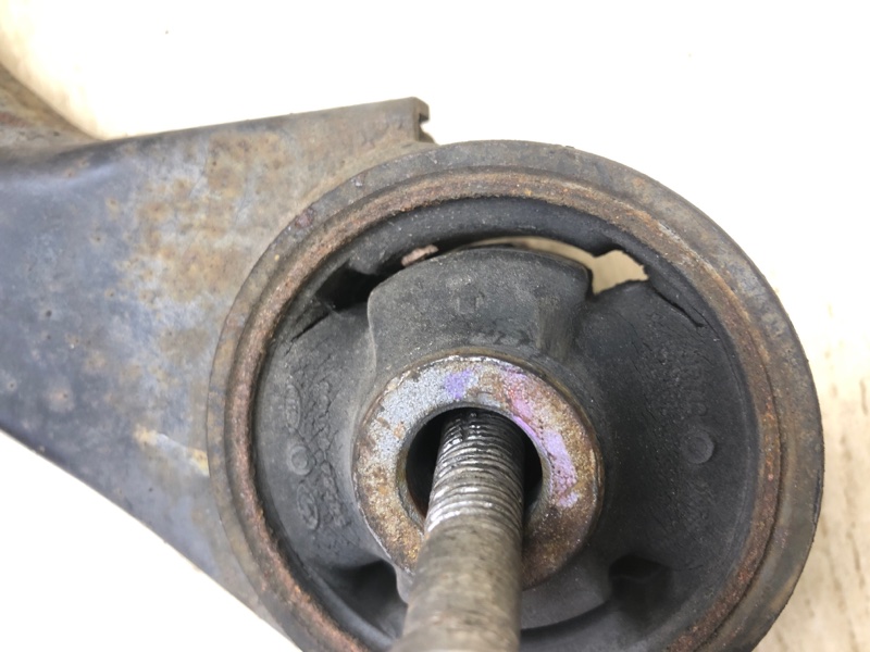 Рычаг передней подвески нижний левый FORTE/CERATO TD 08-13 2009 TD 2.0 G4KD