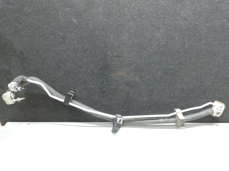 Запчасть трубка кондиционера задняя TOYOTA SIENNA 11-16 2012 3.5 2GR-FE 88840-08230 Б/У Трубка кондиционера задняя TOYOTA SIENNA 11-16 2012 3.5 2GR-FE 88840-08230 Б/У