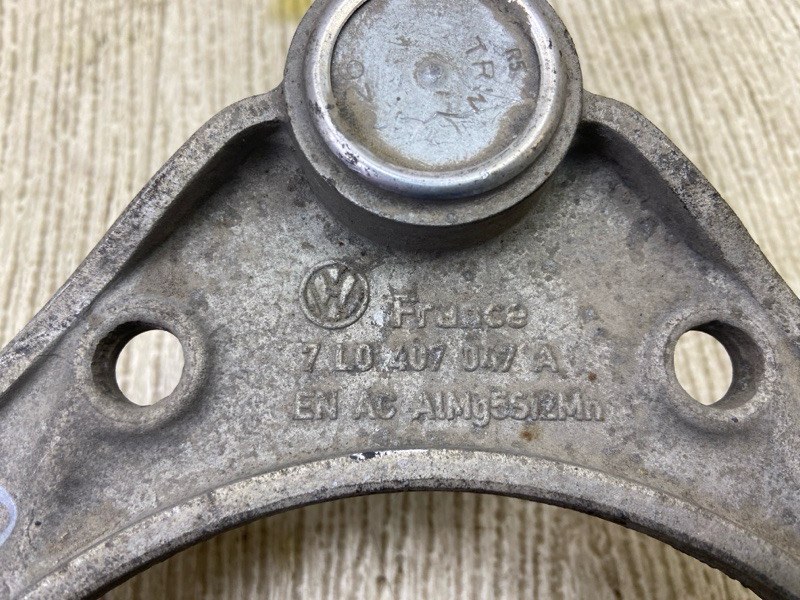 Рычаг передней подвески верхний CAYENNE 02-07 2006 955 4.5i M48