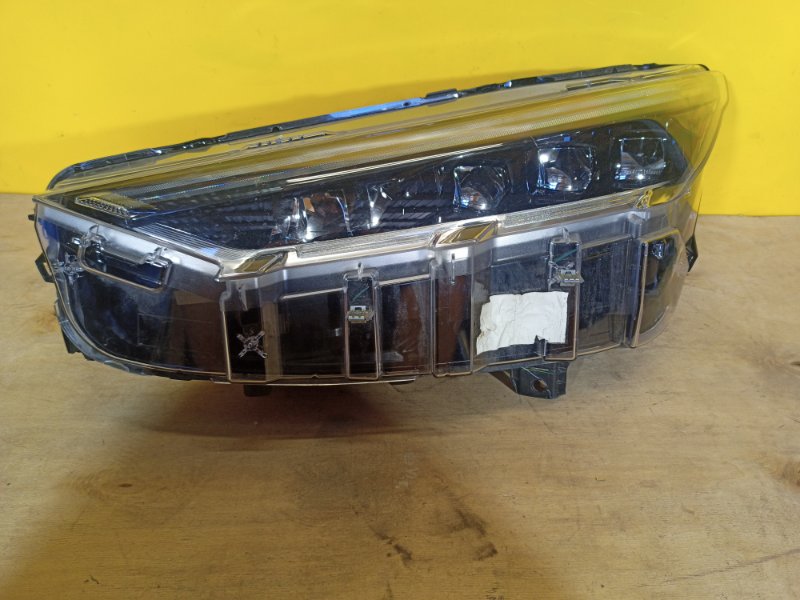 Фара левая FORD MUSTANG MACH-E 19- LJ8B13E015BE Б/У